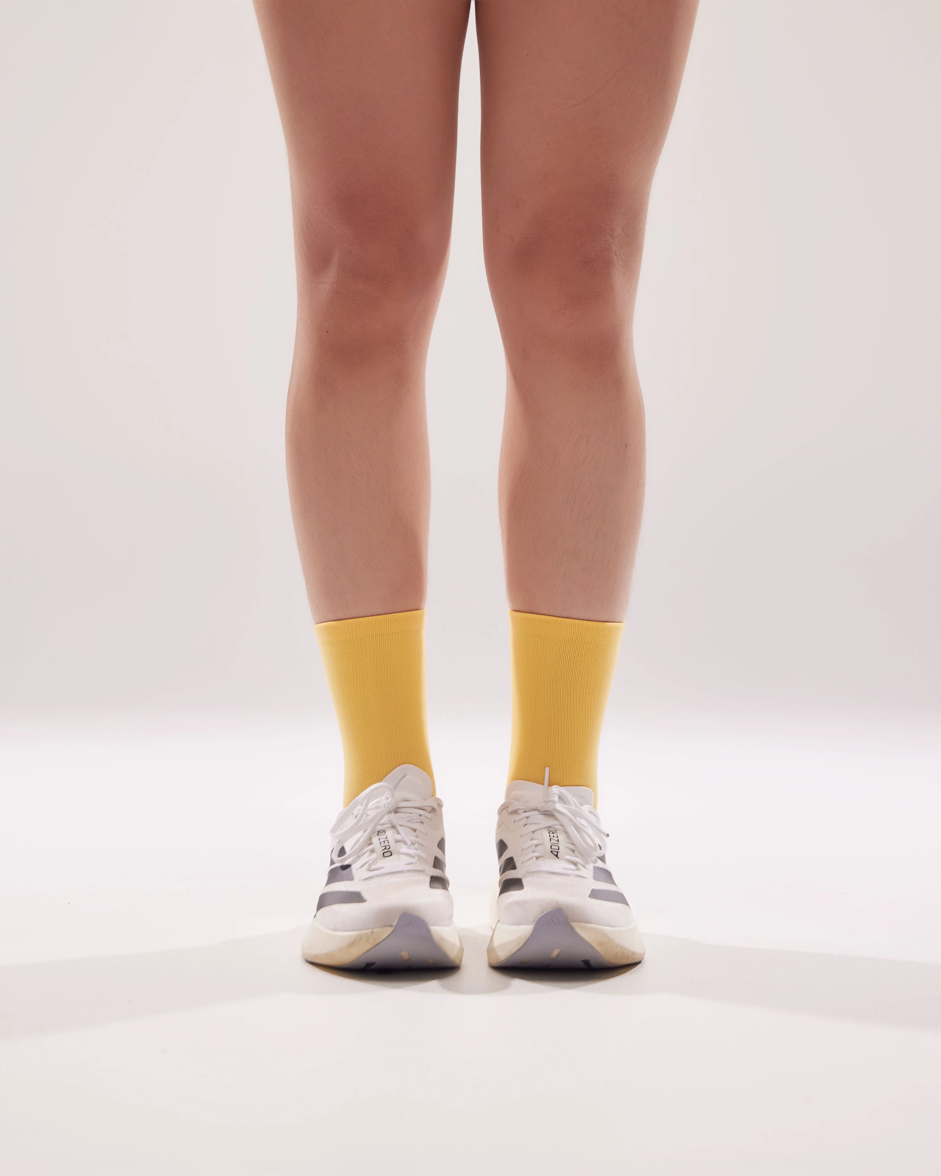 The Hybrid Training Socks in Mustard - Image 2