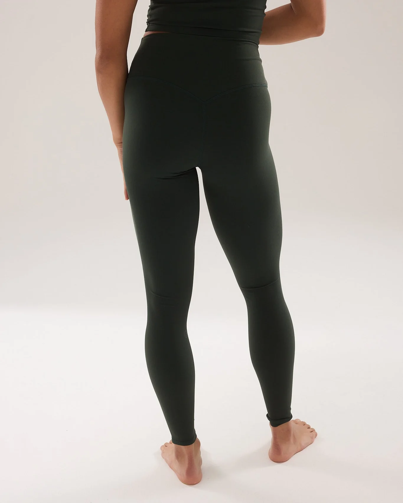 [AA x Flow] Classic Leggings (Full 24") in Flow Matcha - Image 3